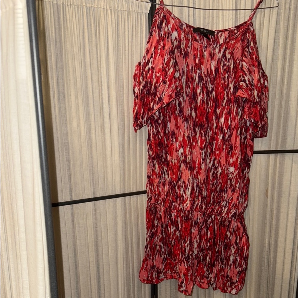NWOT Forever 21| Red and White Patterned Mini Dress 🌺